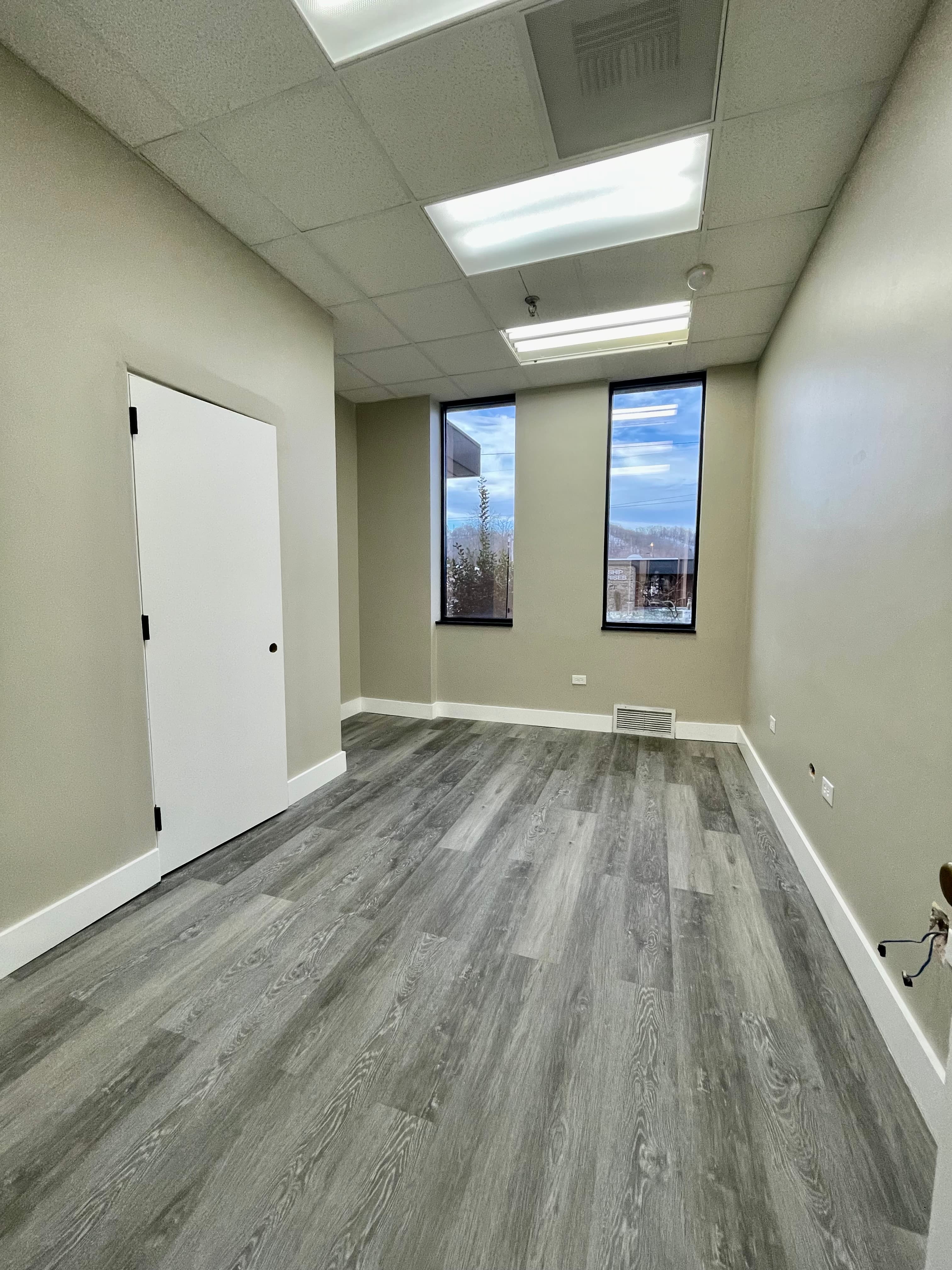 West State Commons — Offices & Warehouse — photo 5